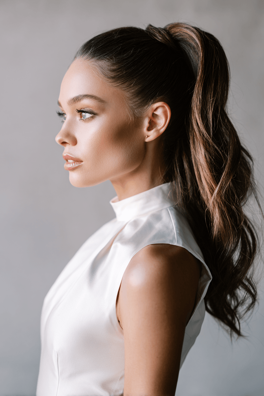 27 Classy Half Up Half Down Wedding Hair Ideas for Elegant Brides