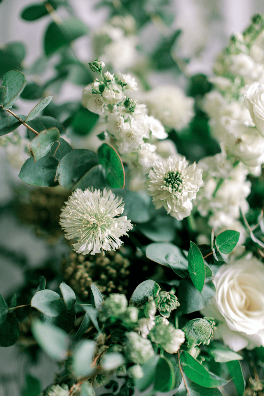 27 Emerald Green Wedding Inspirations for a Glam Celebration