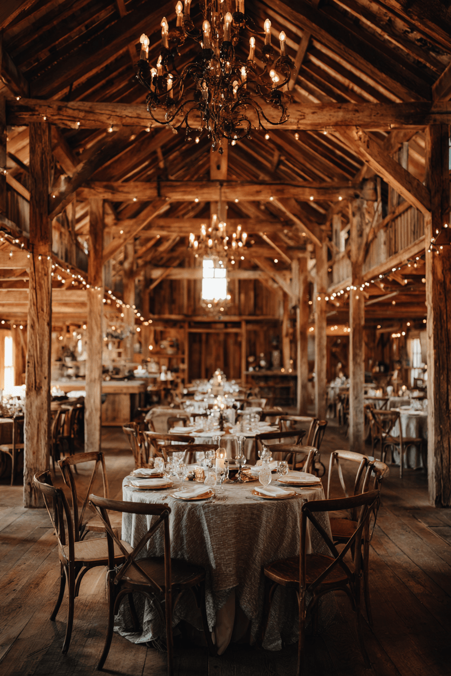 27 Moody Wedding Inspirations for an Elegant Dark AestheticMoody Wedding