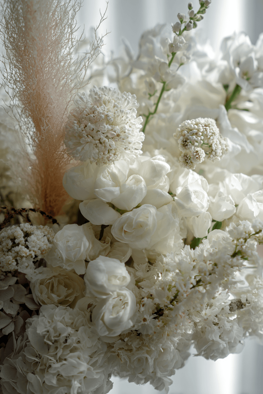 27 White Flower Bouquet Inspirations for Weddings and Events