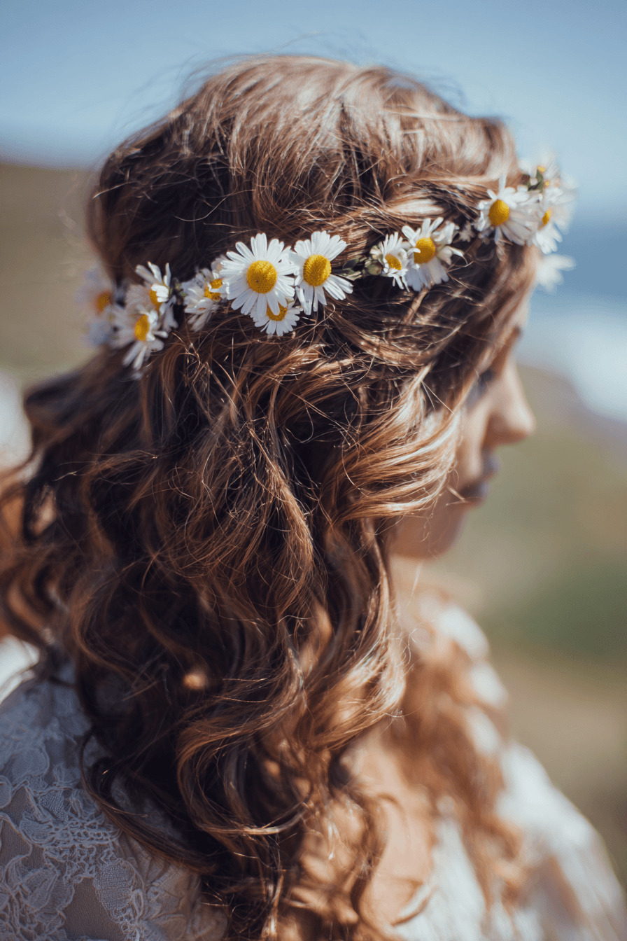27 Elegant Flower Girl Hair Inspirations for Every Wedding Theme