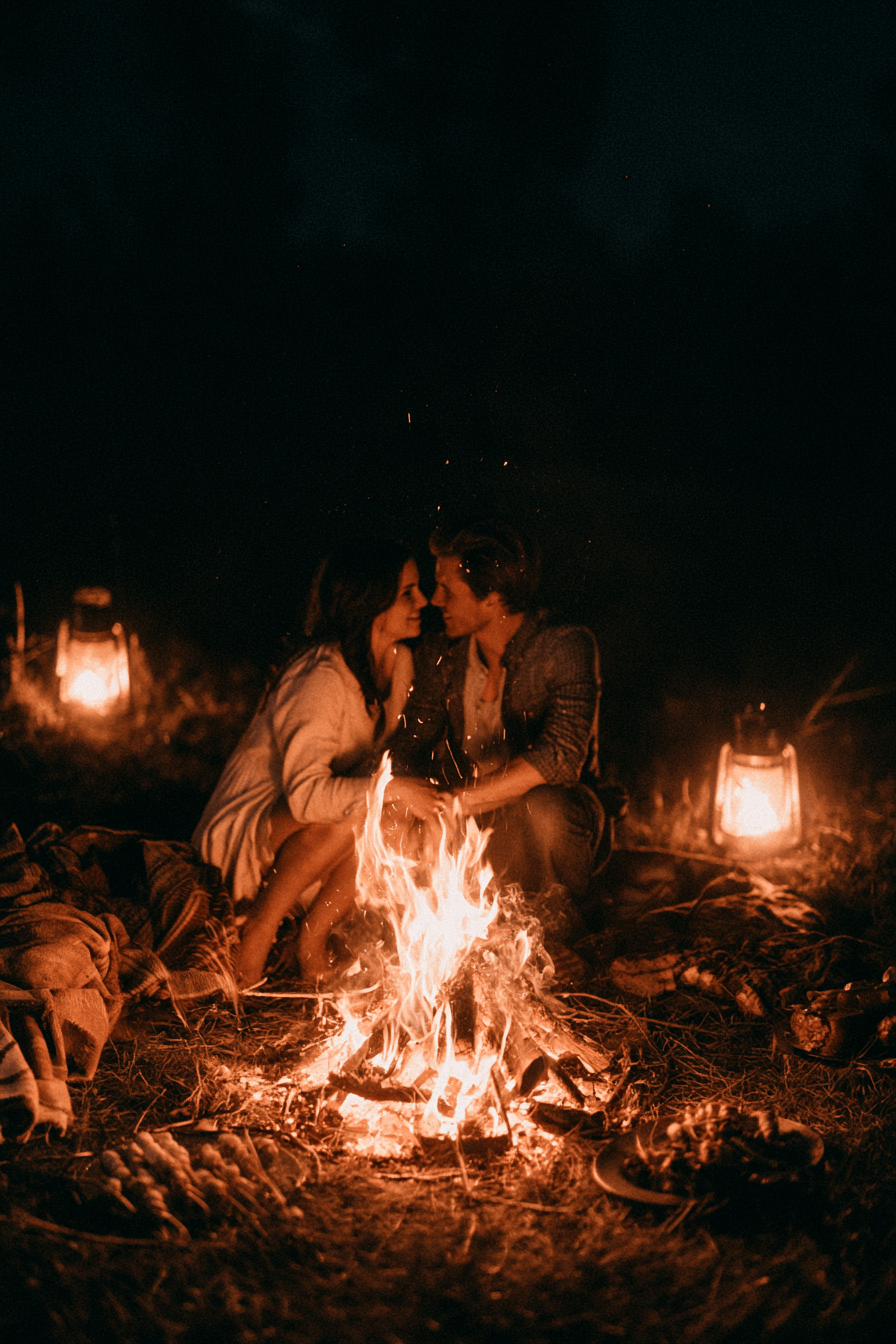 27 Small Engagement Party Ideas for an Intimate and Memorable Celebration