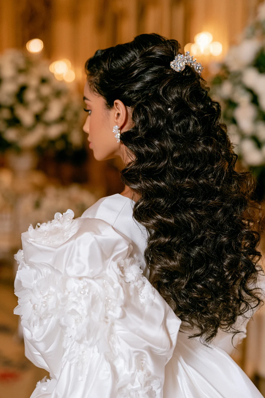 27 Chic Hairstyles for Wedding Celebrations