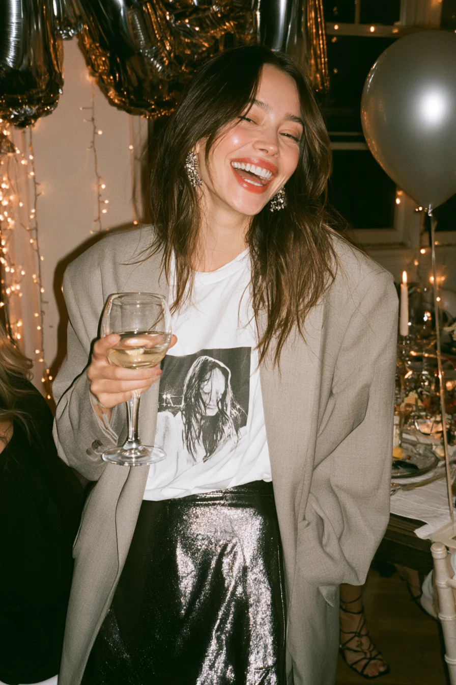 27 Casual New Year’s Eve Outfits That Are Perfect for Celebrating in Style